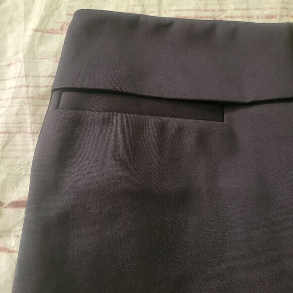 Tory Burch Navy Blue Straight Skirt Size XS NWOT - Picture 3 of 5
